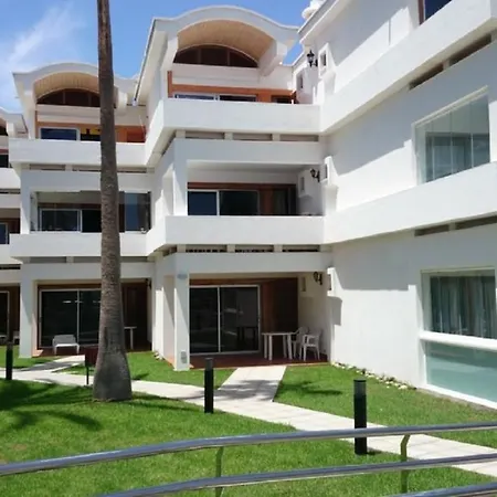 Privado En Complejo Aida *