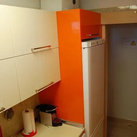 Privado En Complejo Aida شقة *